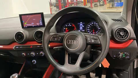 Audi Q2 30 TDI Sport