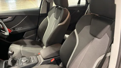 Audi Q2 30 TDI Sport