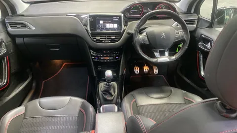 Peugeot 2008 1.2 PureTech 130 GT Line 5dr