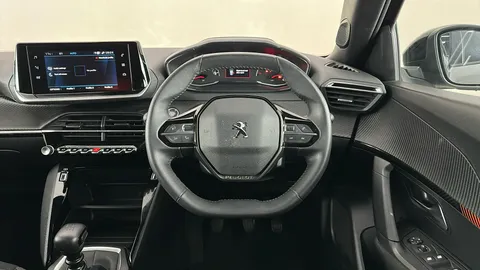 Peugeot 2008 1.2 PureTech Active Premium+