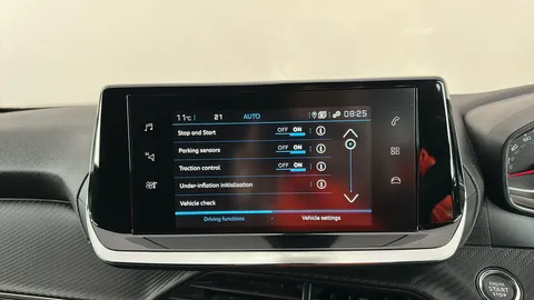 Peugeot 2008 1.2 PureTech Active Premium+