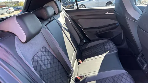 Volkswagen Golf 1.5 TSI R-Line 5dr