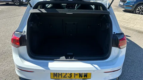 Volkswagen Golf 1.5 TSI R-Line 5dr