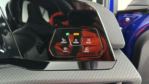 Volkswagen Golf 2.0 TSI 320 R 4Motion DSG