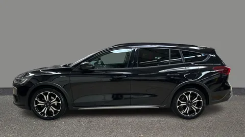 Ford Focus 1.0 EcoBoost Hybrid mHEV Active X