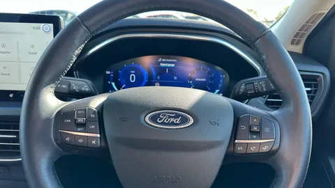 Ford Focus 1.0 EcoBoost Hybrid mHEV Active X