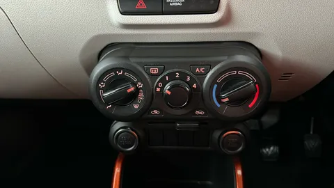 SUZUKI IGNIS 1.2 Dualjet SZ-T