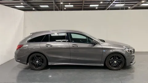 Mercedes-Benz Cla Class CLA 220d AMG Line Tip Auto