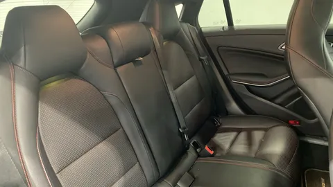 Mercedes-Benz Cla Class CLA 220d AMG Line Tip Auto