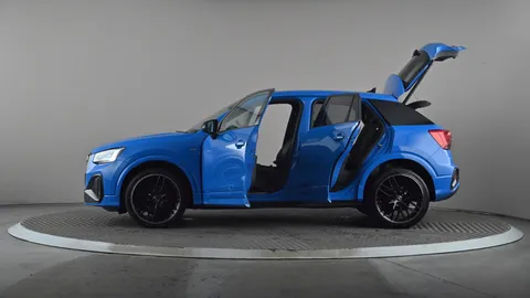 AUDI Q2 30 TFSI Black Edition