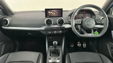 AUDI Q2 30 TFSI Black Edition