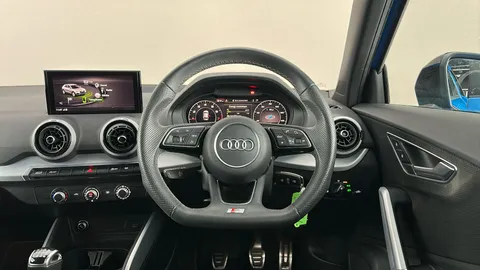 AUDI Q2 30 TFSI Black Edition