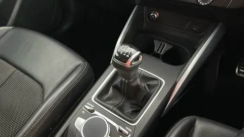 AUDI Q2 30 TFSI Black Edition