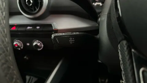 AUDI Q2 30 TFSI Black Edition