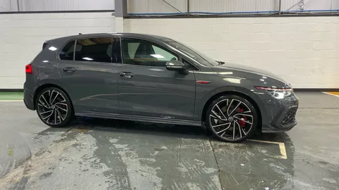 Volkswagen Golf 2.0 TSI GTI