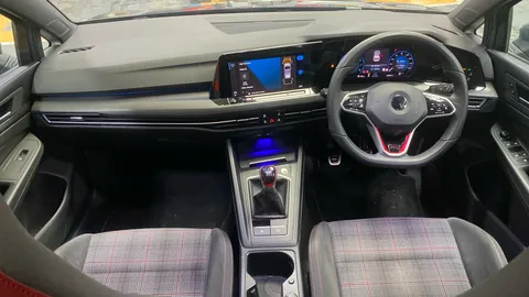 Volkswagen Golf 2.0 TSI GTI