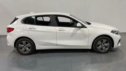 BMW 1 Series 118i SE 5dr