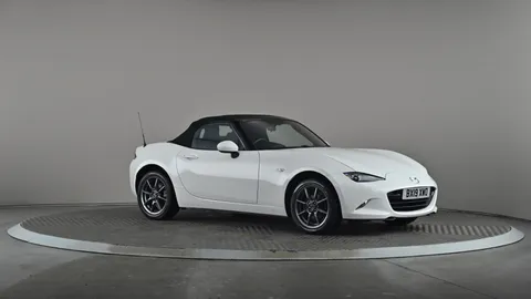 MAZDA MX-5 1.5 [132] SE+