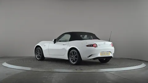 MAZDA MX-5 1.5 [132] SE+