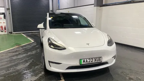 Tesla                     Model Y Long Range AWD Auto