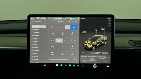 Tesla                     Model Y Long Range AWD Auto