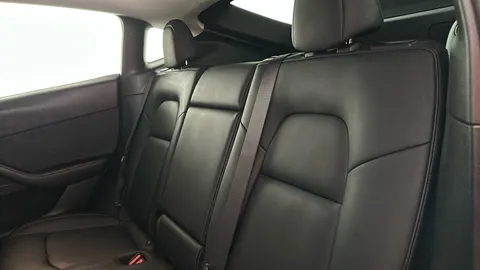 Tesla                     Model Y Long Range AWD Auto