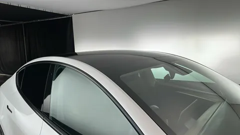 Tesla                     Model Y Long Range AWD Auto