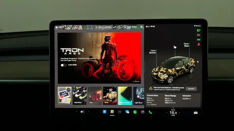 Tesla                     Model Y Long Range AWD Auto