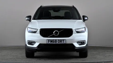 VOLVO XC40 2.0 T4 R DESIGN AWD Geartronic