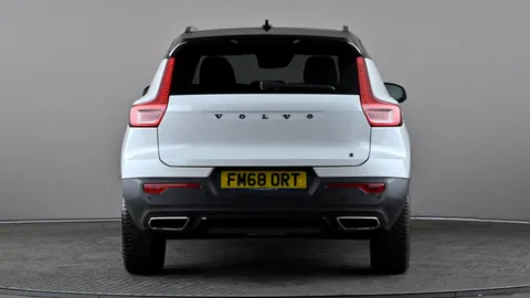 VOLVO XC40 2.0 T4 R DESIGN AWD Geartronic