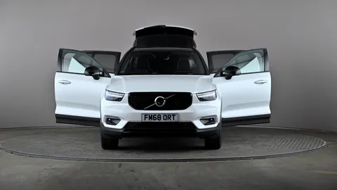 VOLVO XC40 2.0 T4 R DESIGN AWD Geartronic