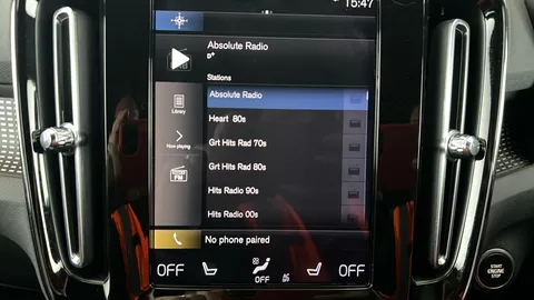 VOLVO XC40 2.0 T4 R DESIGN AWD Geartronic