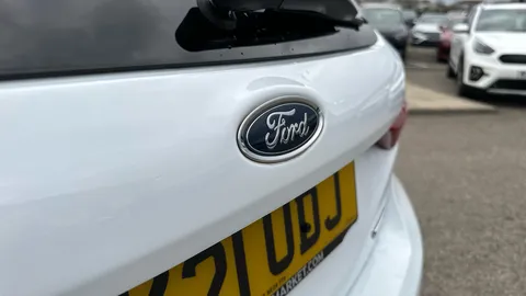 FORD FIESTA 1.0 EcoBoost Hybrid mHEV 125 Titanium