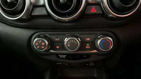 NISSAN JUKE 1.0 DiG-T 114 Acenta