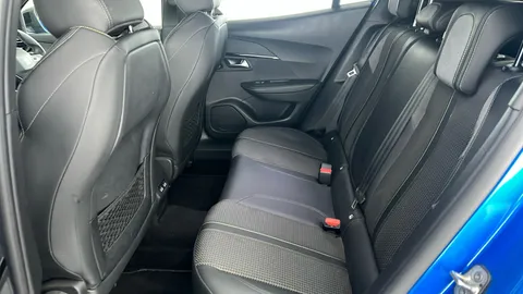 PEUGEOT 2008 1.2 PureTech 130 GT