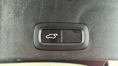 VOLVO XC40 1.5 T4 Recharge PHEV Core Bright Auto