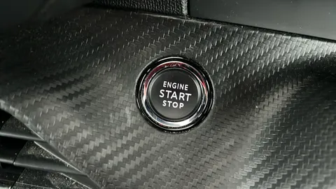 PEUGEOT 2008 1.2 PureTech 130 GT
