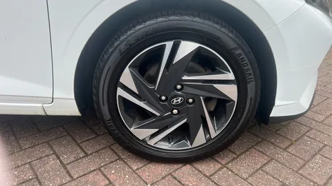 HYUNDAI I20 1.0T GDi 48V MHD SE Connect