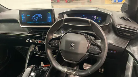 PEUGEOT 208 100kW GT 50kWh Auto