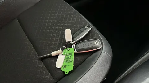 NISSAN JUKE 1.0 DiG-T 114 N-Connecta