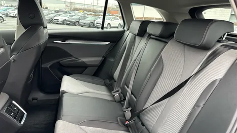 SKODA ENYAQ 132kW 60 ecoSuite 62kWh Auto [120kW]