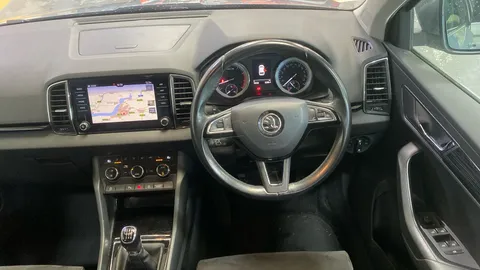 Škoda Karoq 1.5 TSI SE L