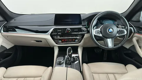 BMW 5 Series 520d M Sport Auto [Plus Pack]