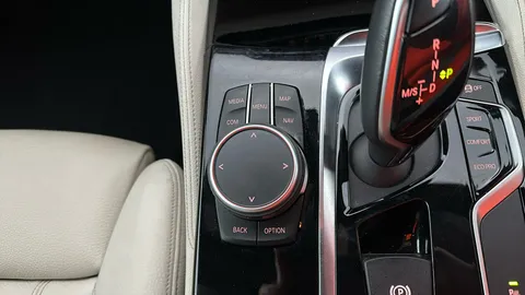 BMW 5 Series 520d M Sport Auto [Plus Pack]