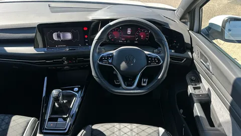 Volkswagen Golf 1.5 TSI R-Line