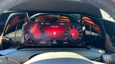 Volkswagen Golf 1.5 TSI R-Line