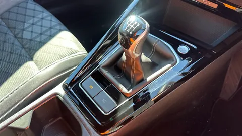 Volkswagen Golf 1.5 TSI R-Line