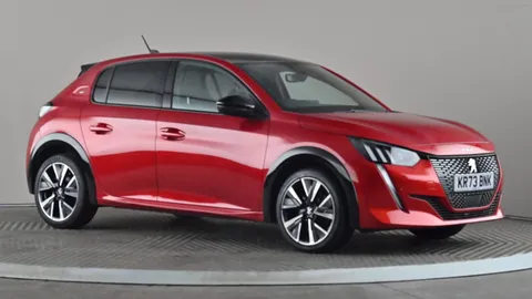 PEUGEOT 208 1.2 PureTech 100 GT
