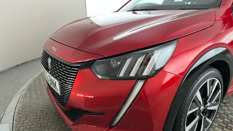 PEUGEOT 208 1.2 PureTech 100 GT