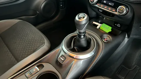 Nissan Juke 1.0 DiG-T 114 N-Connecta